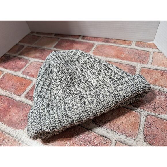 Love Your Melon Beanie Winter Hat 100% Cotton Knit Cuffed Black White Women OSFA - Picture 5 of 5